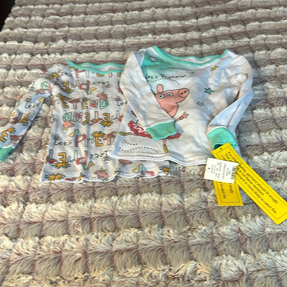 Peppa Pig 2 pajama tops size 3T